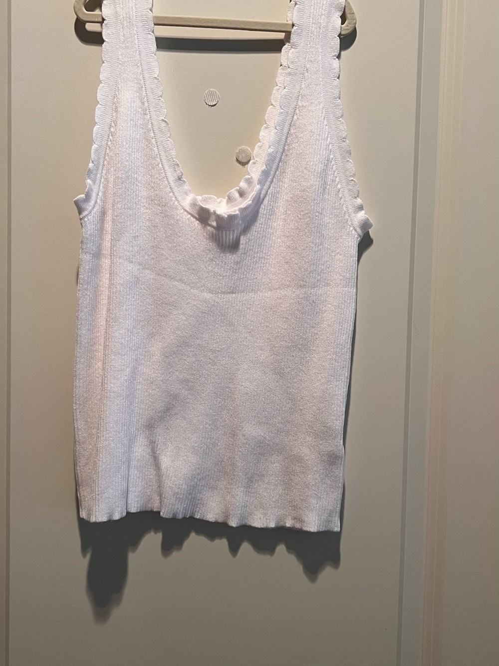White Scallop-Edge Knit Tank Top - White
